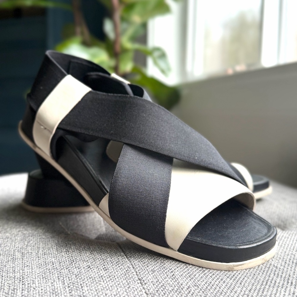 Camper Atonic black and off-white Cross-Strap Women’s Sandal